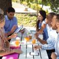 Networking en grandes ciudades y pequeñas poblaciones: diferencias